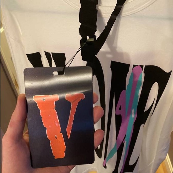 Mens VLone Vice City T-Shirt - Picture 9 of 11
